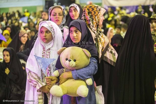 گزارش تصویری/ اجتماع بزرگ دختران امام رضایی (ع) در اهواز
