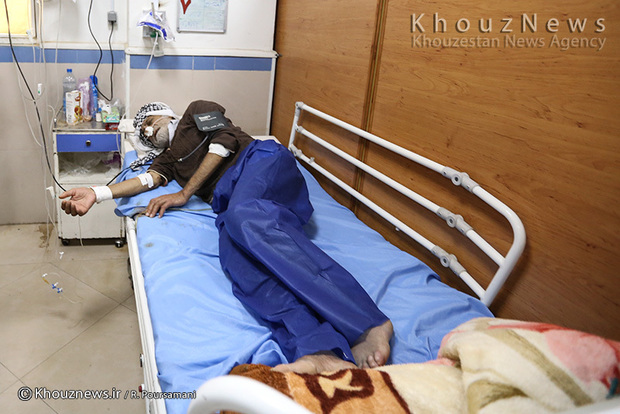 تصاویر/ اورژانس بیمارستان امام اهواز در یک روز خاکی / 2