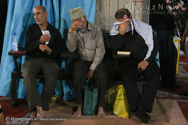 تصاویر / مراسم احیای شب نوزدهم ماه رمضان در مصلی اهواز