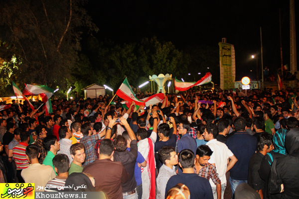 شادمانی مردم اهواز در پی راه یابی ایران به جام جهانی