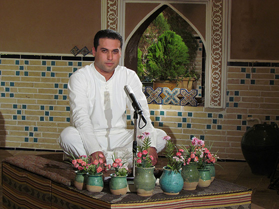 وحید تاج، خواننده دزفولی