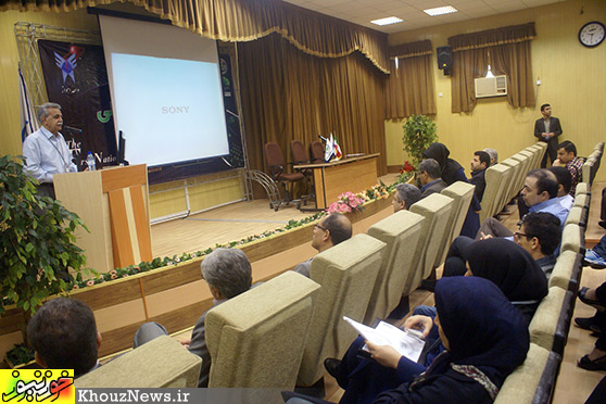 اولین همایش ملی تئوری اطلاعات و محاسبات کوانتومی در اهواز برگزار شد