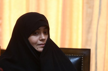 الهام چرخنده در مجلس / تصاویر