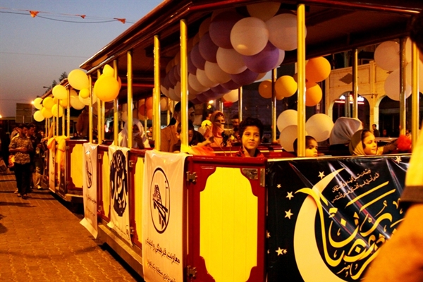 گردش كاروان استقبال از ماه رمضان در شهر اهواز