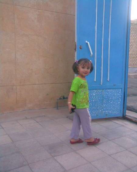 استمداد خانواده گتوندی برای تامین هزینه درمان فرزندشان