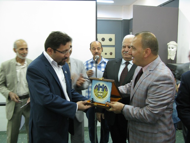 تجلیل از هنرمند خوزستانی در دانشگاه بابل عراق