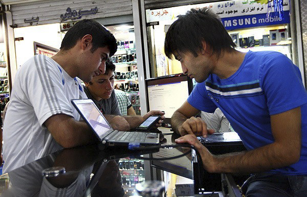 سردرگمی صنف موبایل‌فروشان دزفول برای تشکیل اتحادیه تخصصی