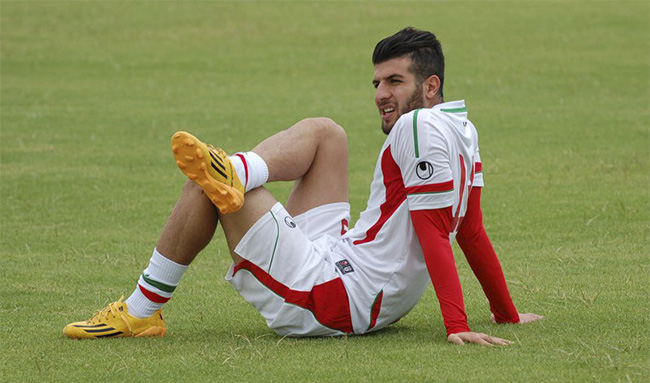 محرومیت خانزاده تعلیق شد