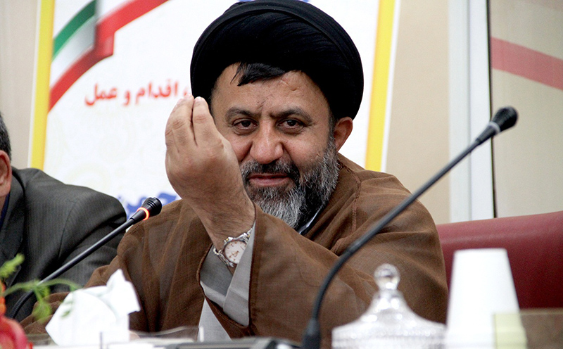 به ازاء هر 100 نفر 3 نفر عضو در کتابخانه های عمومی داریم