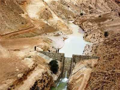 فشار اصفهان، یزد و کرمان برای دریافت آب، دو برابر نیاز / بحران زیست محیطی و اجتماعی در انتظار بختیاری ها