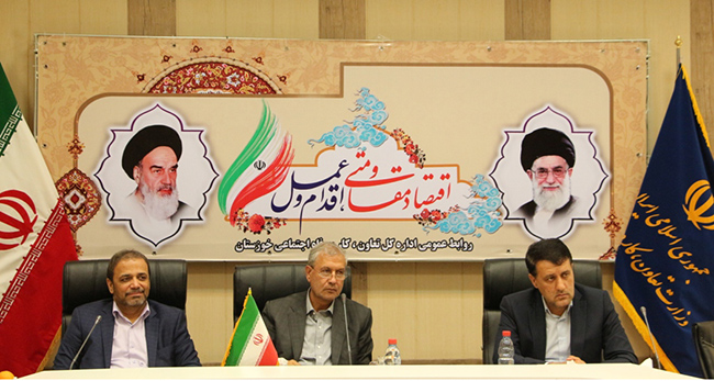 فرصت‌های شغلی به طور عادلانه در استان توزیع نمی‌شود