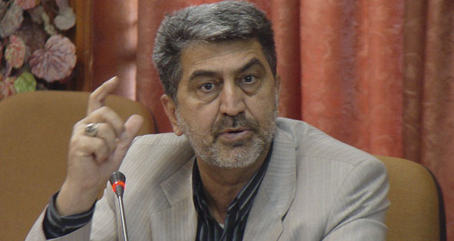 شکوفایی علمی و در کنار آن رشد تعبد و تعهد دانشجویان فراهم گردد