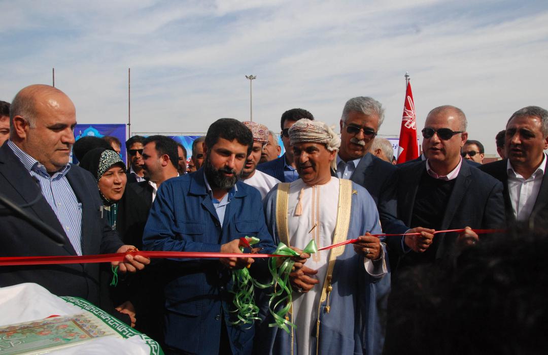 خط کشتیرانی بندر خرمشهر - صحار عمان راه‌اندازی شد