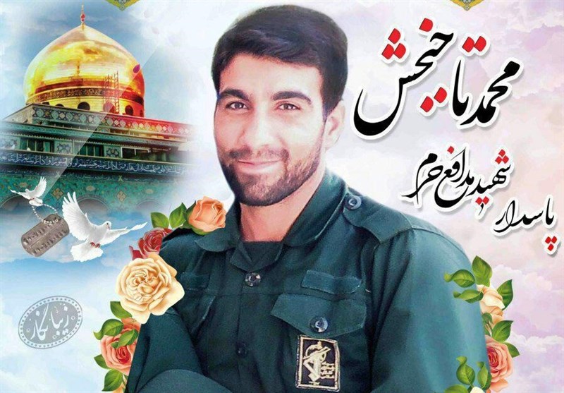 تجلیل از خانواده شهید مدافع حرم محمد تاج‌بخش در گتوند