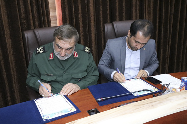 انعقاد تفاهم‌نامه همکاری بنیاد حفظ آثار و نشر ارزش‌های دفاع مقدس و اداره کل کتابخانه‌های عمومی خوزستان