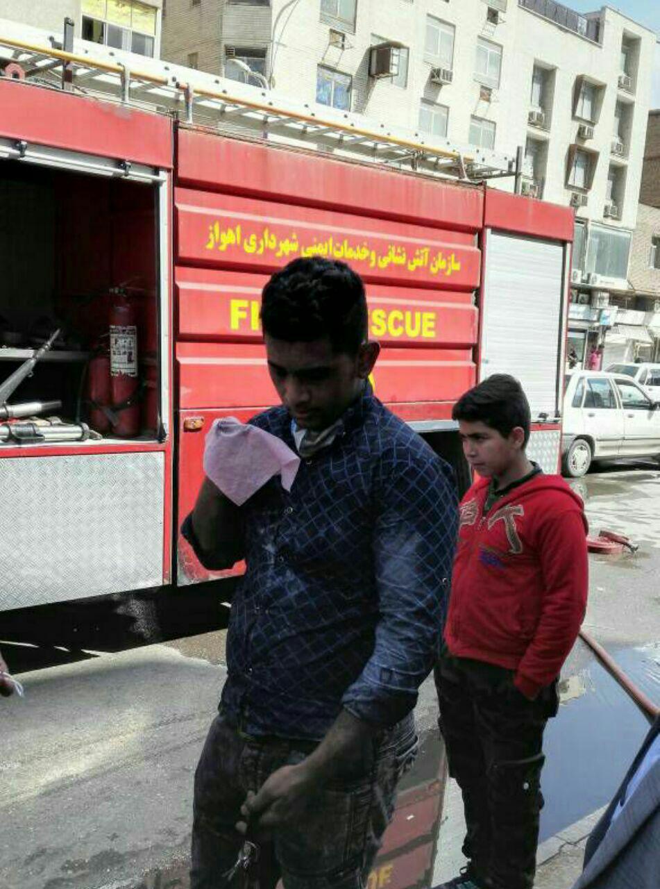 نجات چهار نفر در حادثه آتش سوزی پاساژ بهار در اهواز