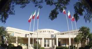 دانشگاه علوم پزشکی اهواز اقدامات زیادی را در خوزستان انجام داده است