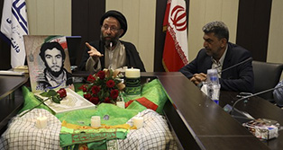 وجود شهدا در دانشگاه دلیلی است که به ما نشان میدهد میتوان در عین خاکی بودن،افلاکی بود