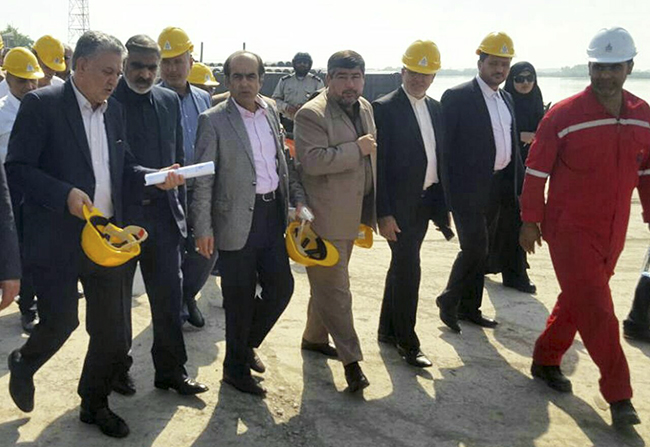 اعضای کمیسیون انرژی مجلس از بندر خرمشهر بازدید کردند