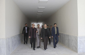 رئیس سازمان برنامه و بودجه استان خوزستان از پروژه زندان آبادان بازدید کرد