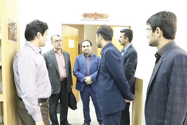 بررسی کارشناسی از محل راه اندازی کتابخانه دیجیتال کتابخانه مرکزی خوزستان انجام شد