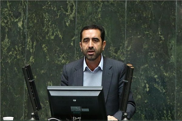 بی‌کفایتی برخی اعضای دولت عامل تشدید مشکلات اقتصادی است