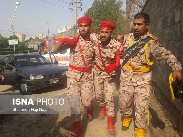 جزئیات حمله تروریستی در رژه نیروهای مسلح در اهواز + عکس