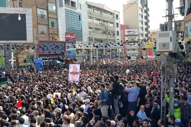 شهدای عملیات تروریستی اهواز تاوان محبت به اهل بیت را دادند