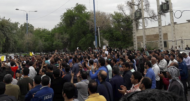 کارگران گروه ملی خواستار پاسخگویی مسئولان شدند