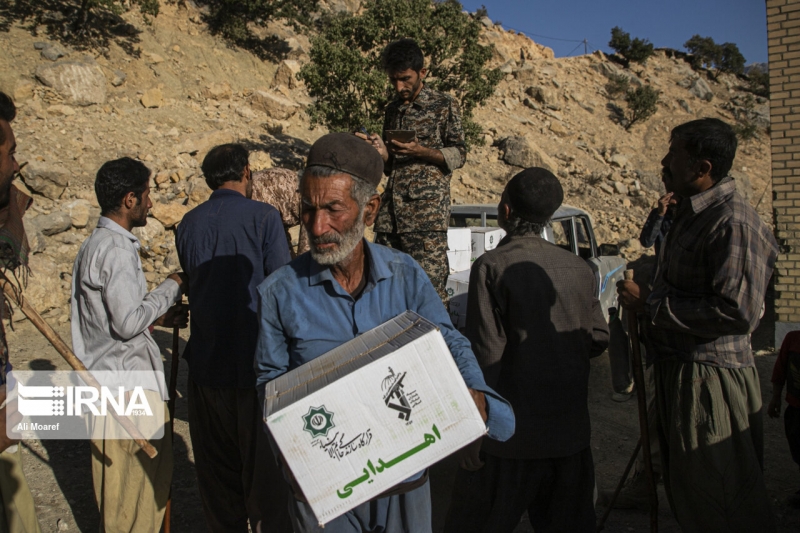 امدادرسانی به آسیب دیدگان زلزله اندیکا