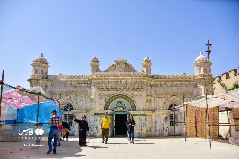 بازدید میهمانان نوروزی از مسجد رنگونی‌های آبادان