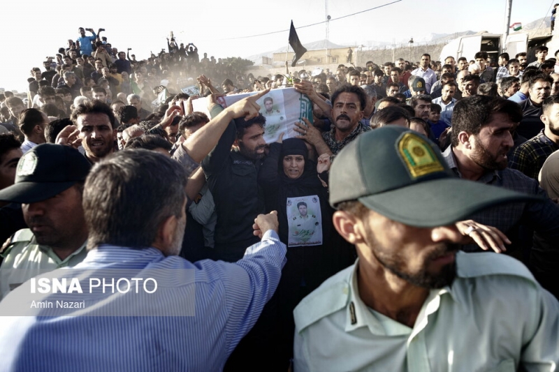 خاکسپاری پیکر شهید 