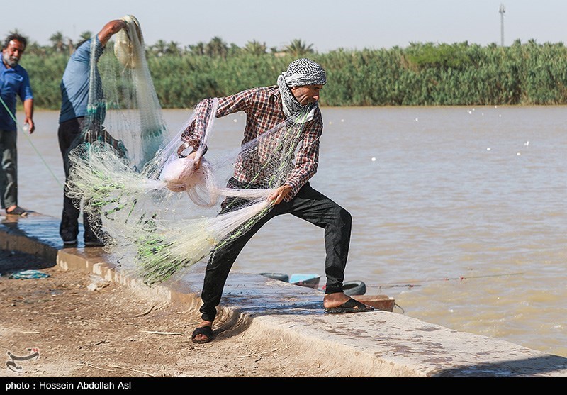 صید ماهی کنار پل صنگور - خرمشهر