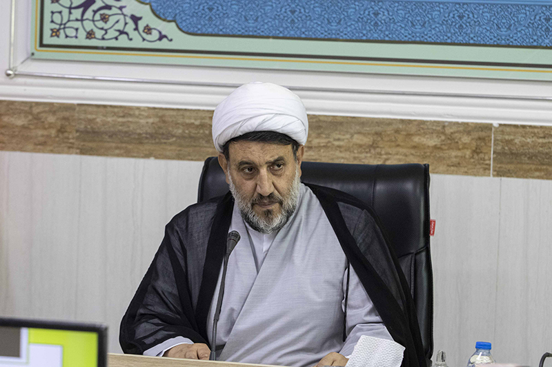 باید تلاش کنیم تا نیروی انتظامی مقتدر و مهربانی را در استان داشته باشیم
