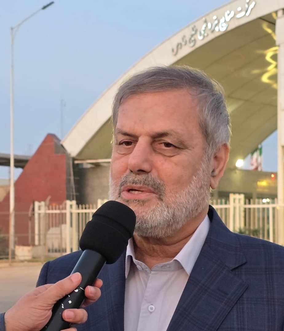 پیگیری دکتر امیر حیات مقدم برای  تامین اعتبار جهت رفع برخی مشکلات بندر ماهشهر، بندر امام خمینی، هندیجان ، امیدیه و بخش جولکی از محل اعتبارات مسئولیت‌های اجتماعی در تاریخ 1403/12/7