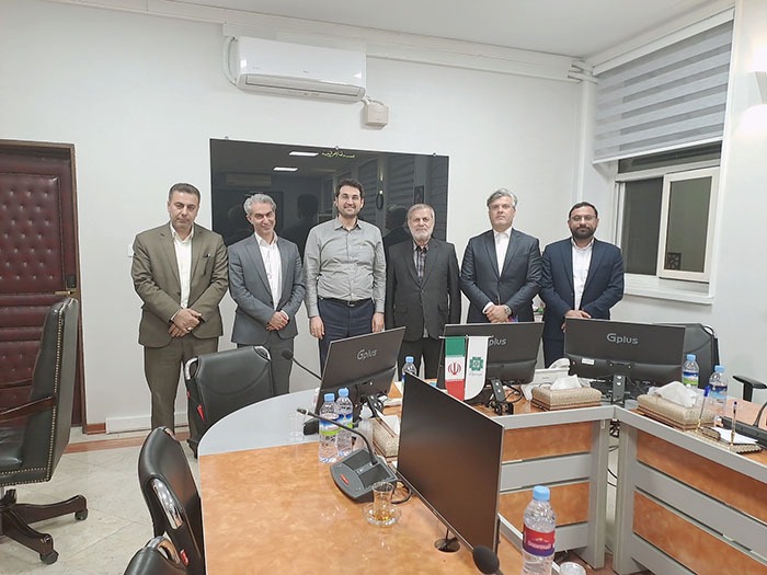 امیر حیات مقدم در سال ۱۴۰۳،با رئیس سازمان مالیاتی کشور جهت پرداخت عوارض آلایندگی به شهرداری های خوزستان و بندر ماهشهر دیدار و گفتگو کرد