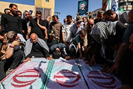 تشییع پیکر شهدای حملات رژیم صهیونیستی در اهواز