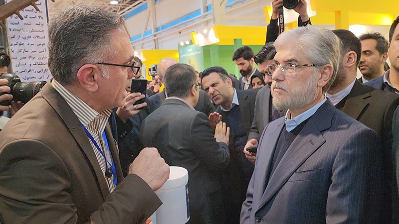 بازدید وزیر علوم از شرکتهای عضو پارک علم و فناوری خوزستان در نمایشگاه هفته پژوهش تهران بازدید وزیر علوم از شرکتهای عضو پارک علم و فناوری خوزستان در نمایشگاه هفته پژوهش تهران