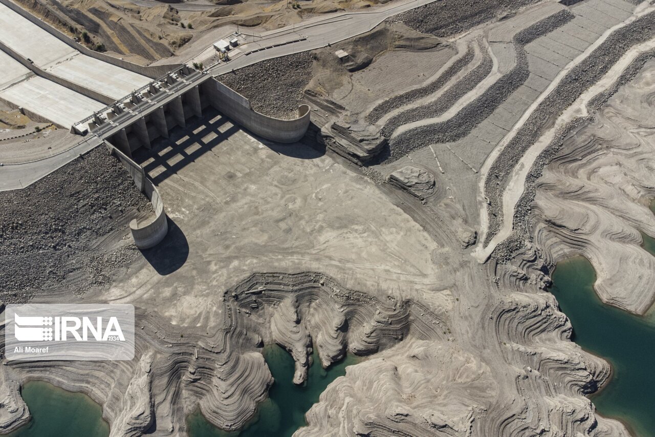 نیروگاه سد کرخه از مدار تولید برق خارج شد