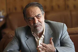 تردد خودروهای پلاک اروند در خارج محدوده منطقه آزاد غیرقانونی است / نیروی انتظامی متوقف کند