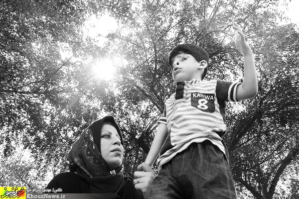  مادر حامد می گوید: &laquo;آرزومه که حامد بتونه چیزی دستش بگیره بخوره و با بچه ها بازی کنه.&raquo;