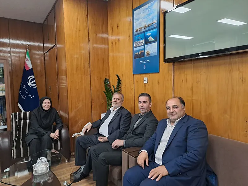 حیات مقدم