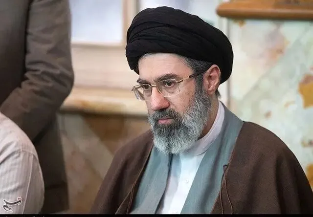 بیعت با علمدار جدید انقلاب امروز ساعت ۱۴ در میدان مولوی اهواز