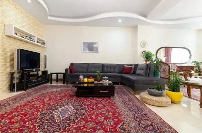 «خانه» داری خام خام نمی شود، باید جا بیفتد