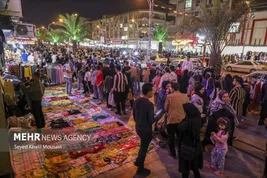 بازار داغ دستفروش‌ها در آستانه سال نو