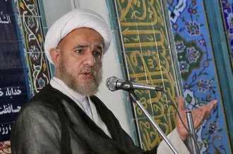 تحلیل و افشای فتنه تبعیت از خط رهبر انقلاب است