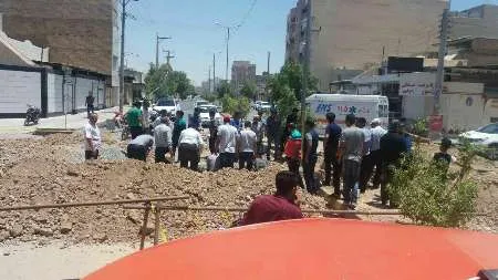 سقوط موتورسیکلت به چاهک گاز در دزفول