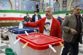 نمایش همدلی مردم اهواز با  حضور  پای صندوق‌های رای