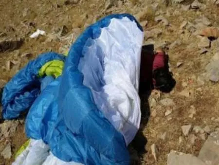 سقوط پاراگلایدر در ارتفاعات گتوند