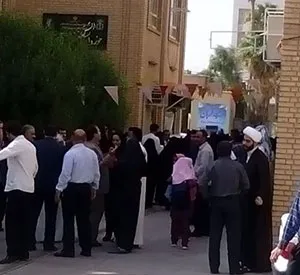 دانش‌آموزانی که در منطقه گلدشت اهواز مدرسه ندارند